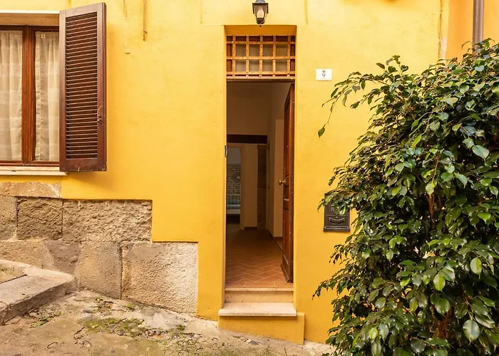 Santa Margherita House *